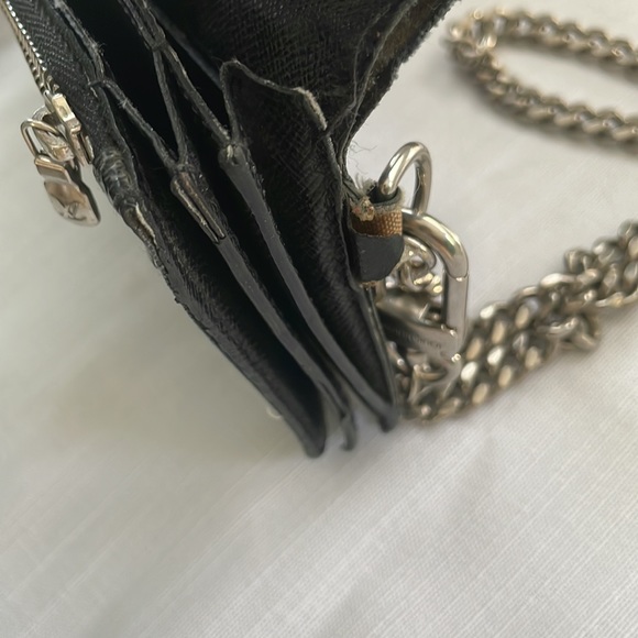 Louis Vuitton Damier Graphite Accordian - Picture 9 of 10